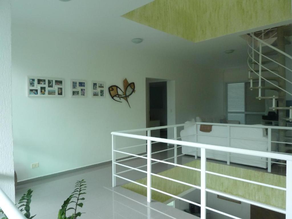Casa Linda E Espacosa Com Piscina No Guarujá Exterior foto